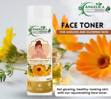 Toner For Oily Skin: A Complete Guide by Angelica Herbotics